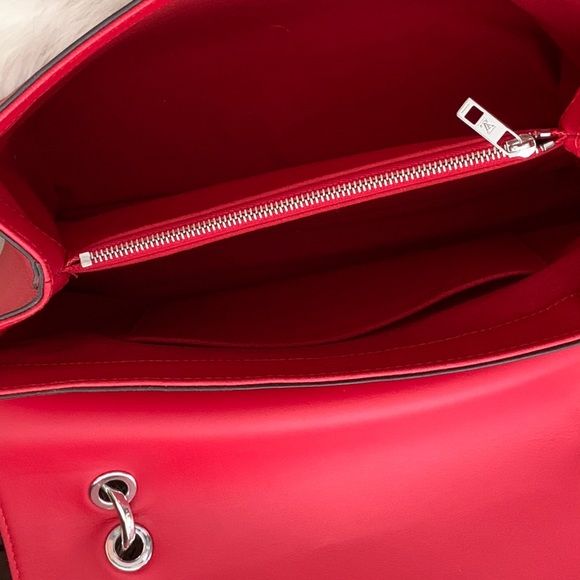 LOUIS VUITTON Very One handle bag with strap red - Picture 5 of 8